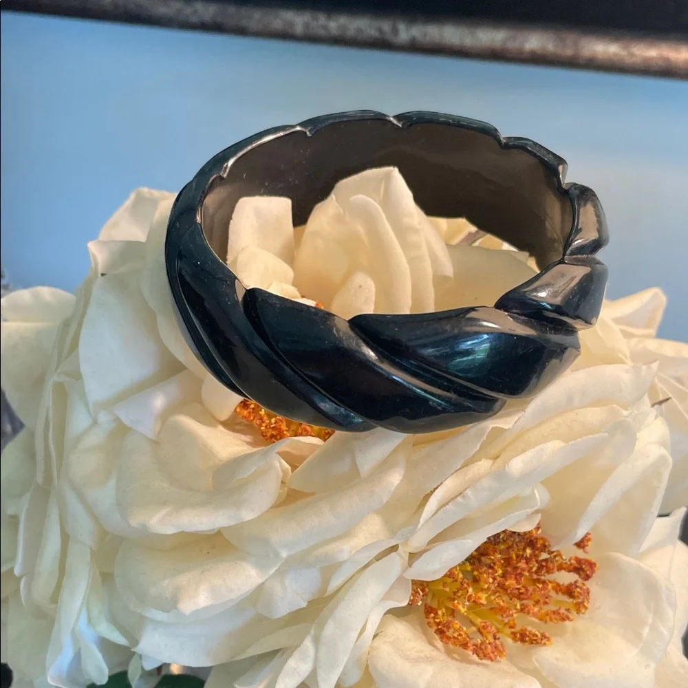 Black Twisted Resin Bangle Bracelet